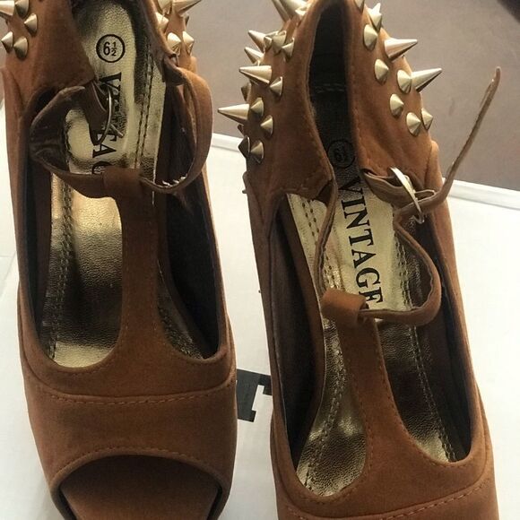 ✨3xHP✨Vintage Studs Spikes Peep Mary Jane Sandals✨ - Picture 4 of 8